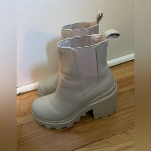 Steve Madden Chunky Beige Ankle Boots